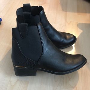 New Look/Topshop Chelsea boots